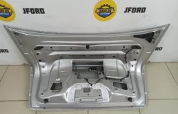 Крышка багажника для Volvo S80 2011 года на фотографиях