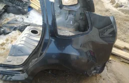 Заднее левое крыло для Renault Duster 2013 года на фотографиях