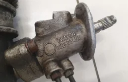 Рулевая рейка для Skoda Octavia 2002 года на фотографиях