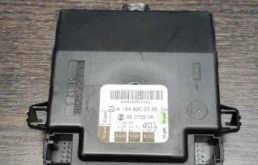 Блок управления дверью для Mercedes-Benz M class 2009 года на фотографиях