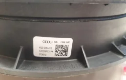 Уплотнитель передней правой двери для Audi A6 на фотографиях