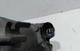 Дроссельная заслонка для Ford Focus 2014 года на фотографиях