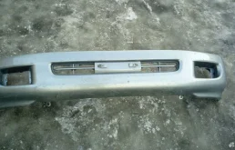 Бампер для Toyota Land Cruiser 1998 года на фотографиях