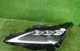 Фара левая для Lexus RX 2022 года на фотографиях