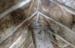 Кулак поворотный левый для Volvo XC90 2017 года на фотографиях