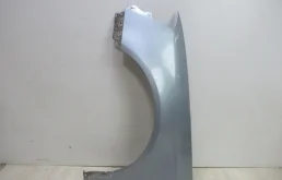 Крылья для Volkswagen Passat 2005 года на фотографиях