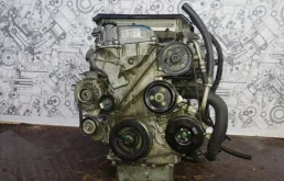 Двигатель для Mazda MPV 2010 года на фотографиях