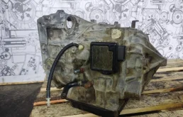 Привод передний левый для Toyota RAV4 2018 года на фотографиях