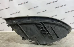 Фара ксенон левая для Volvo S40 2011 года на фотографиях