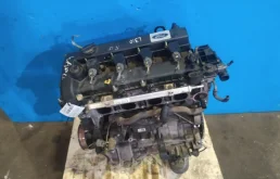 Двигатель без навесного для Mazda MPV 1998 года на фотографиях