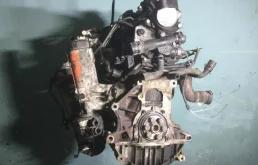 Двигатель для Skoda Octavia 1996 года на фотографиях