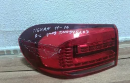 Фонарь левый для Volkswagen Tiguan 2012 года на фотографиях