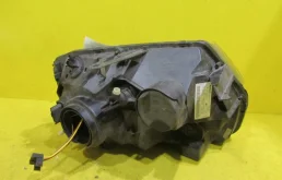 Фара ксенон левая для Renault Duster 2015 года на фотографиях