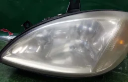 Фара левая для Mercedes-Benz Vito 2005 года на фотографиях