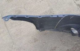 Бампер для Toyota Avensis 2012 года на фотографиях