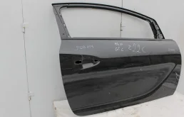 Двери для Opel Astra 2015 года на фотографиях