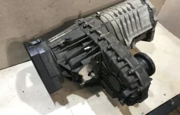 Раздатка для Volkswagen Touareg 2009 года на фотографиях