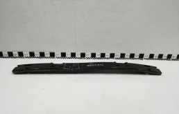 Усилитель заднего бампера для Toyota RAV4 2012 года на фотографиях