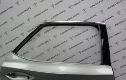 Накладка на дверь задняя правая для Lexus RX 2018 года на фотографиях