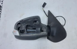 Зеркало боковое правое для Renault Logan 2018 года на фотографиях