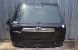 Крышка багажника для Honda CR-V 2006 года на фотографиях