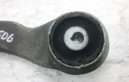 Рычаг передний правый нижний для BMW 5er 2018 года на фотографиях