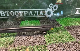 Стекло двери переднее левое для Lexus RX 2009 года на фотографиях