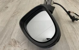 Зеркало боковое левое для Volkswagen Touareg 2013 года на фотографиях