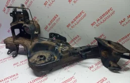 Рычаг продольный задний левый для Nissan X-Trail 2014 года на фотографиях