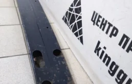 Усилитель заднего бампера для Toyota RAV4 2017 года на фотографиях