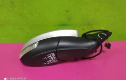 Зеркало боковое правое для Volkswagen Tiguan 2010 года на фотографиях