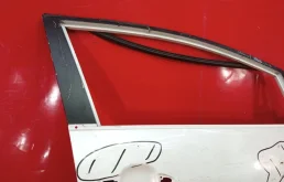 Дверь передняя левая для Kia Cerato 2012 года на фотографиях