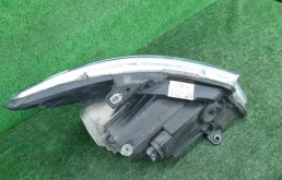 Фары для Mercedes-Benz Vito 2017 года на фотографиях