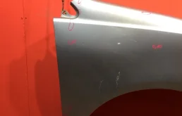 Крылья для Volkswagen Polo 2008 года на фотографиях