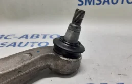 Рычаг передний правый нижний для Audi A6 на фотографиях