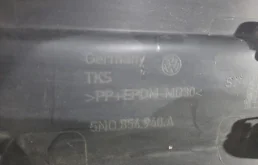 Накладка двери передней правой для Volkswagen Tiguan 2013 года на фотографиях