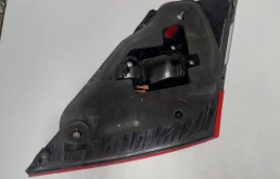 Фонарь левый для Mercedes-Benz S class 2005 года на фотографиях