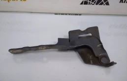 Петля капота левая для Hyundai ix35 на фотографиях