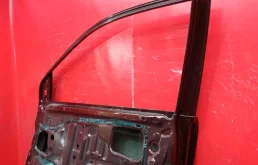 Дверь передняя правая для Lexus RX 2008 года на фотографиях