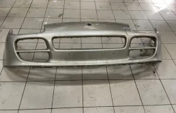Бампер передний для Porsche Cayenne 2004 года на фотографиях