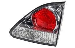 Фонарь правый для Lexus RX 2000 года на фотографиях