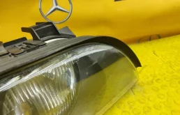 Фары для BMW 5er 2003 года на фотографиях