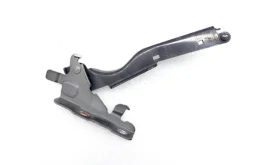 Петля капота левая для Infiniti QX 2013 года на фотографиях