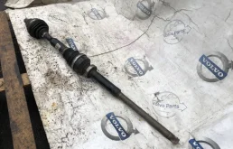 Привод передний правый для Volvo XC70 2014 года на фотографиях