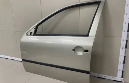 Двери для Skoda Octavia 1999 года на фотографиях