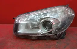 Фара ксенон левая для Nissan Qashqai 2008 года на фотографиях