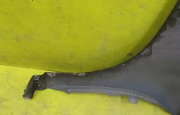 Крыло правое для Toyota Land Cruiser 2014 года на фотографиях