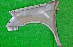 Крыло правое для Nissan Qashqai 2010 года на фотографиях