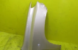 Крылья для Toyota Land Cruiser 2014 года на фотографиях