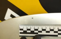 Капот для BMW 5er 2006 года на фотографиях